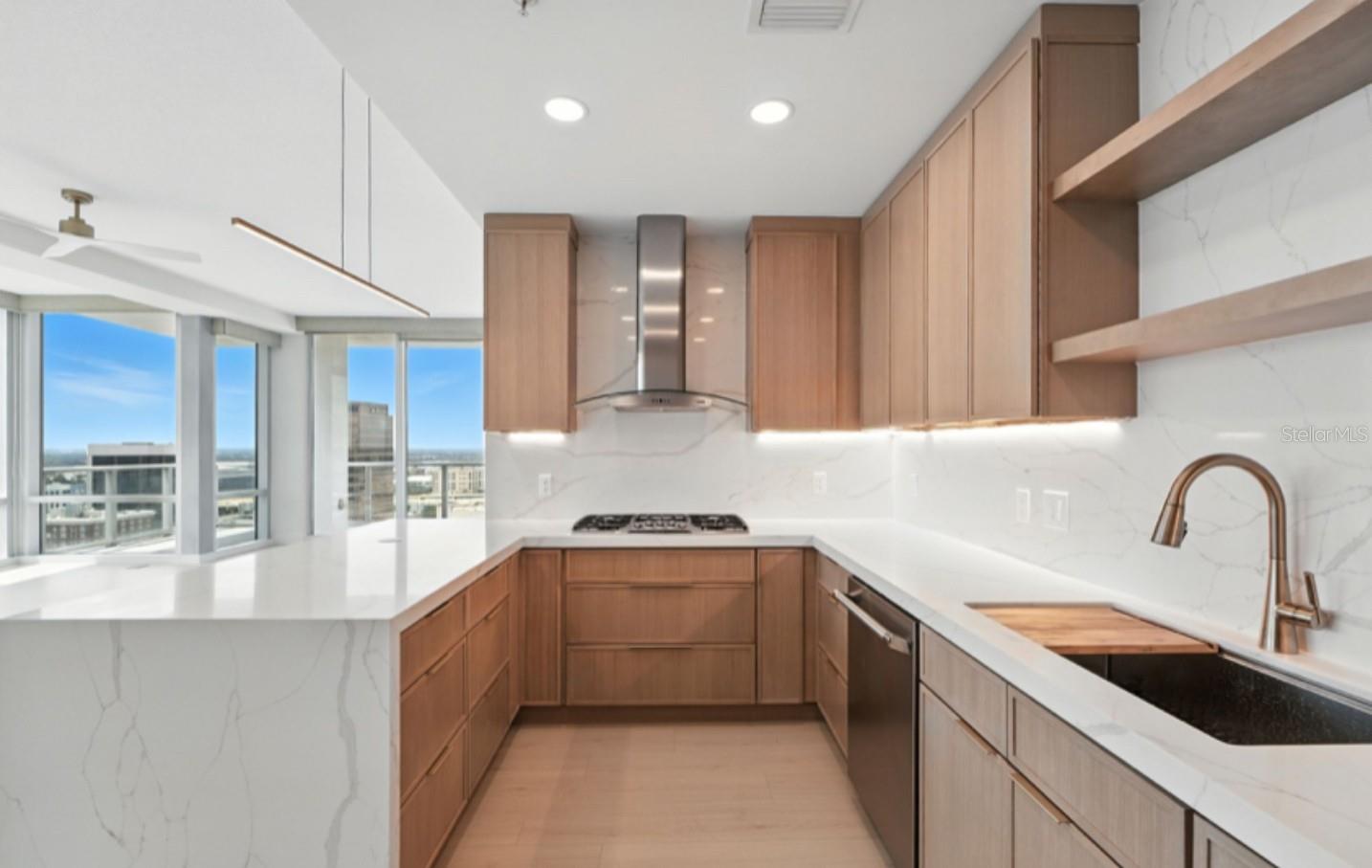 150 E ROBINSON ST #2102, ORLANDO, FL, 32801