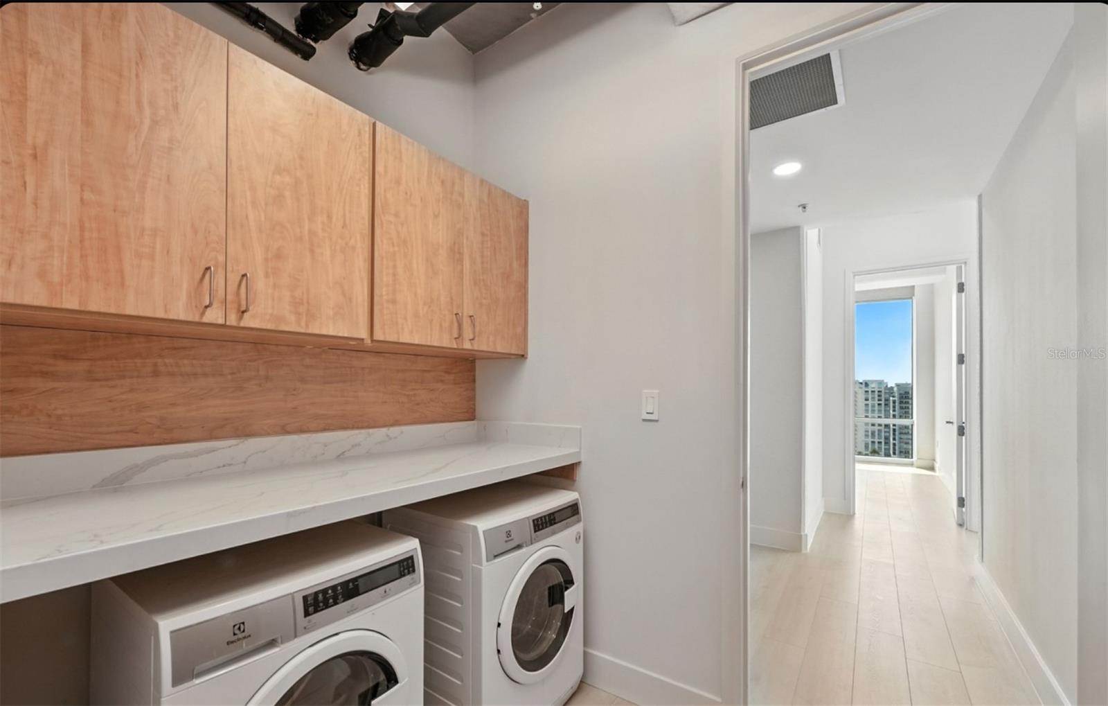 150 E ROBINSON ST #2102, ORLANDO, FL, 32801