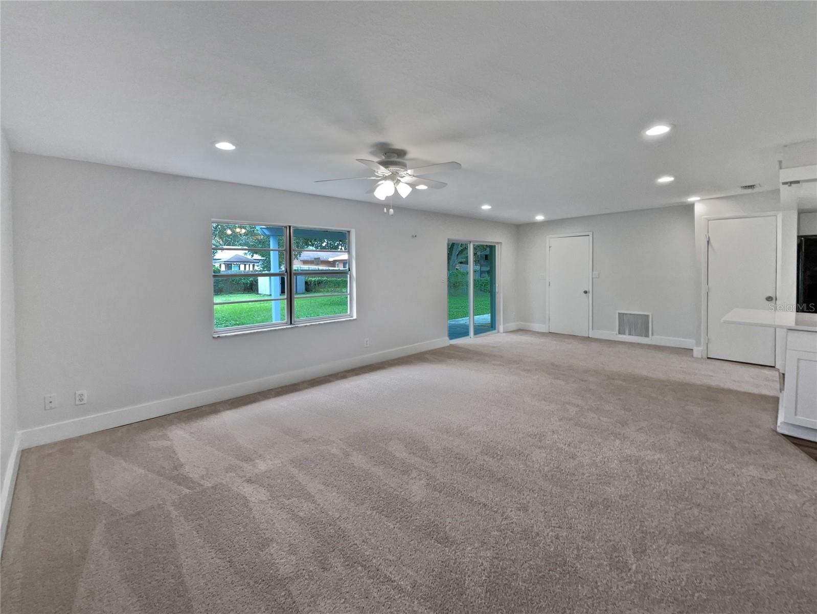 5533 SATEL DR, ORLANDO, FL, 32810