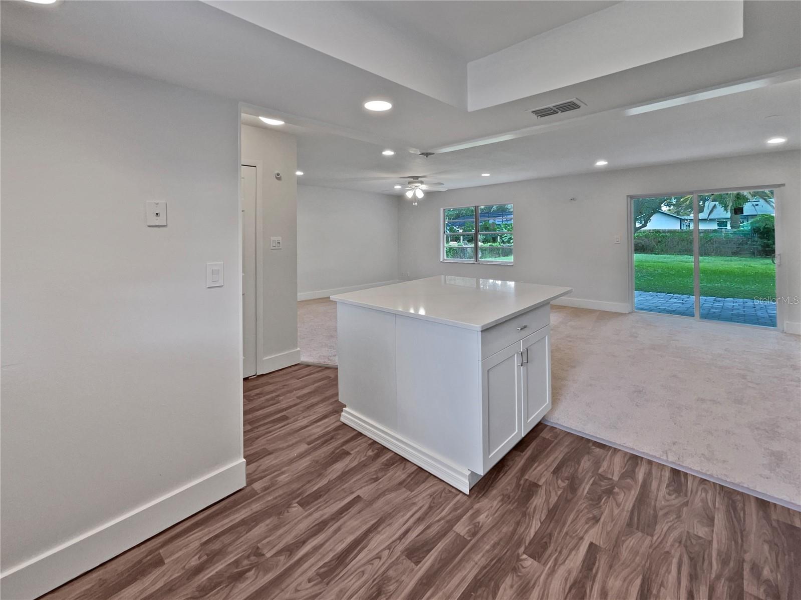 5533 SATEL DR, ORLANDO, FL, 32810