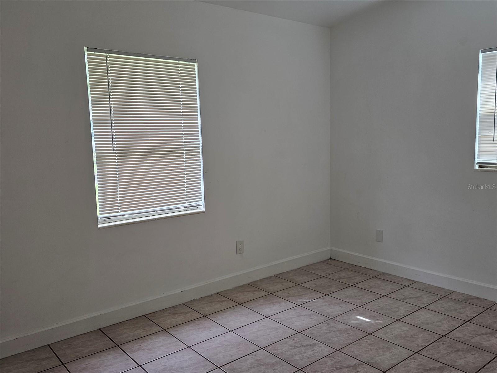 2608 AMHERST AVE, ORLANDO, FL, 32804