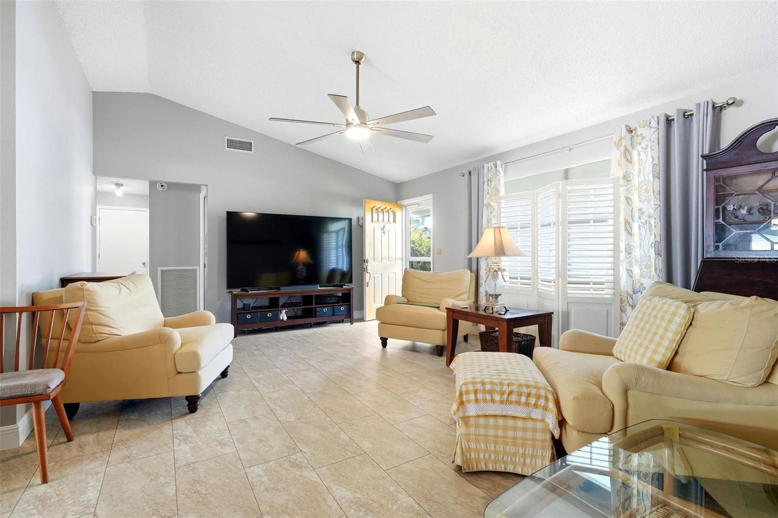 1501 NEW ABBEY AVE, LEESBURG, FL, 34788