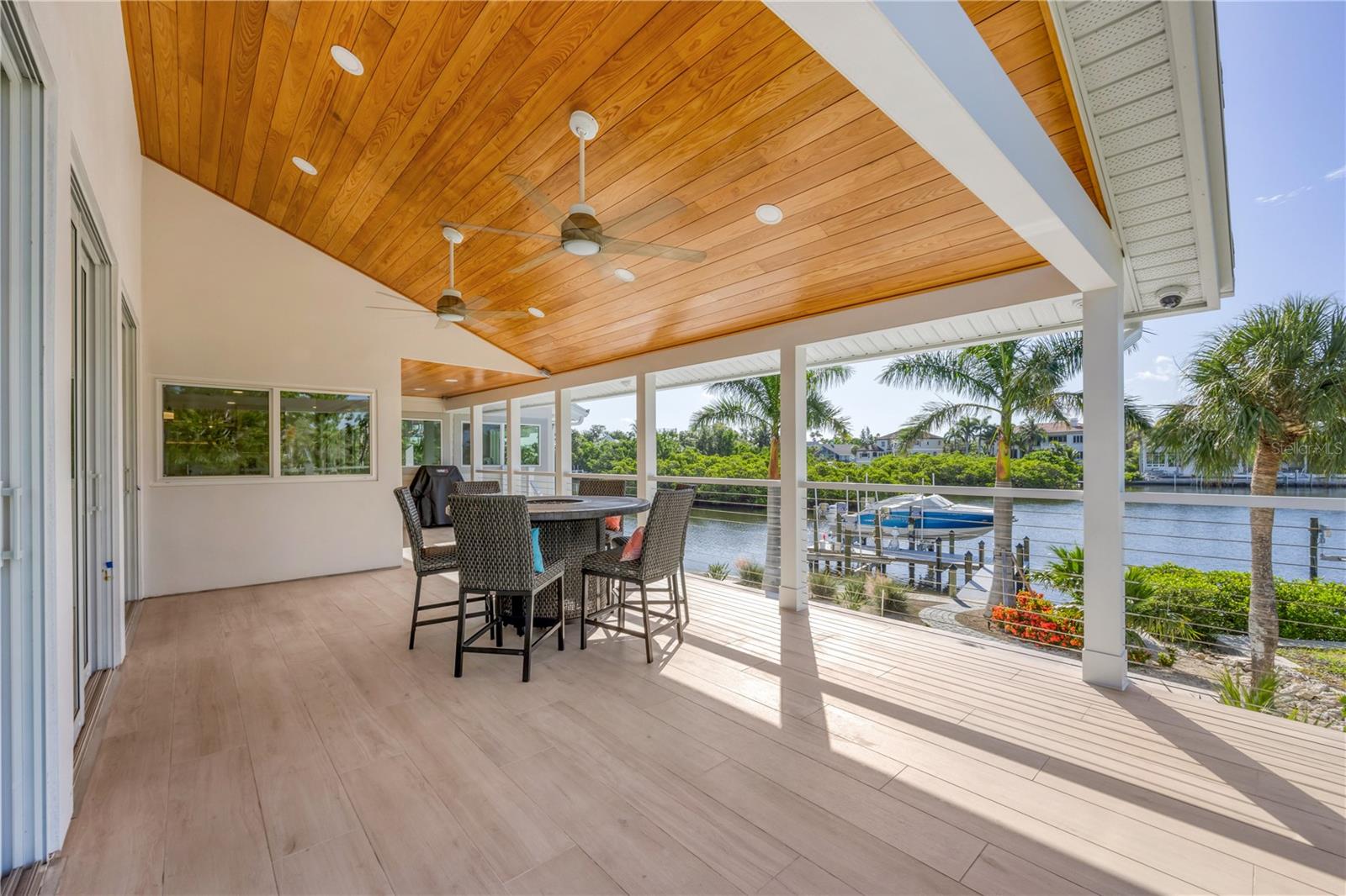 A4668094 Property Photo