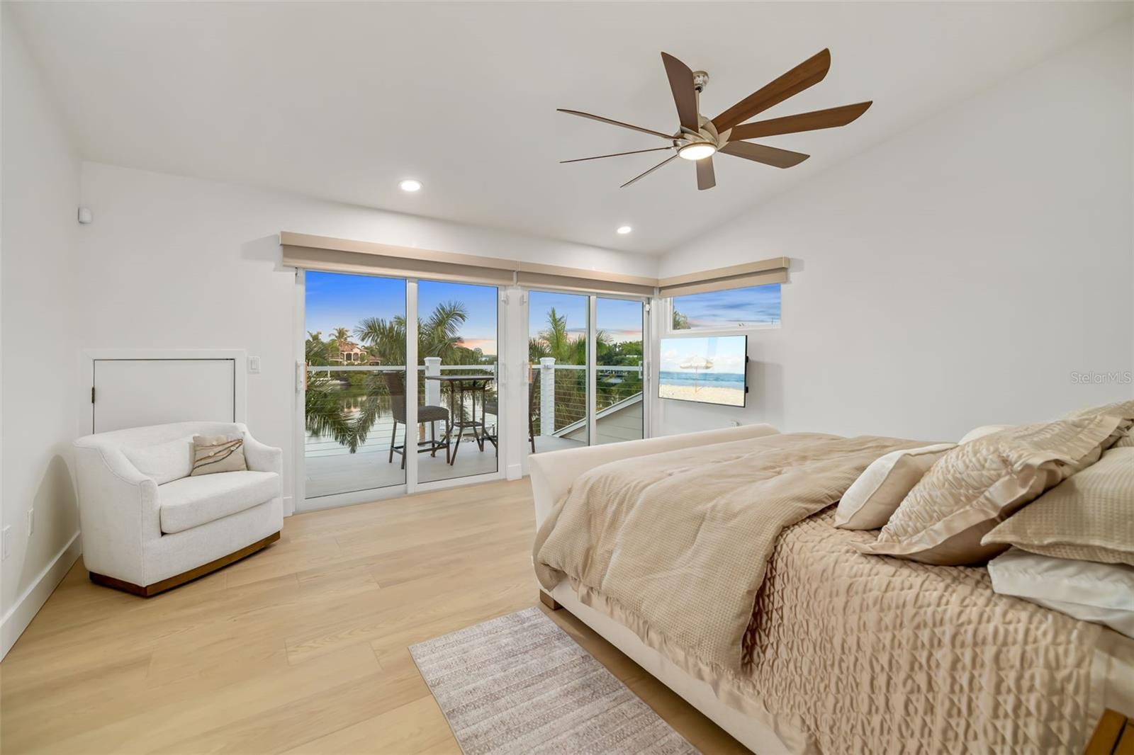 A4668094 Property Photo