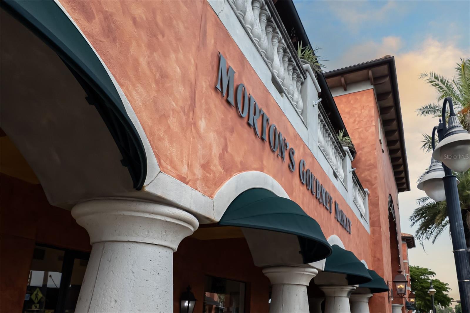 A4668094 Property Photo