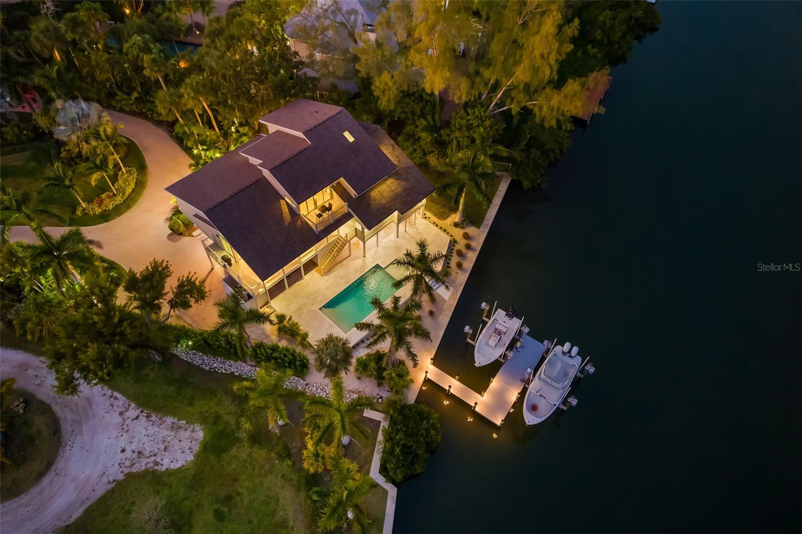 A4668094 Property Photo