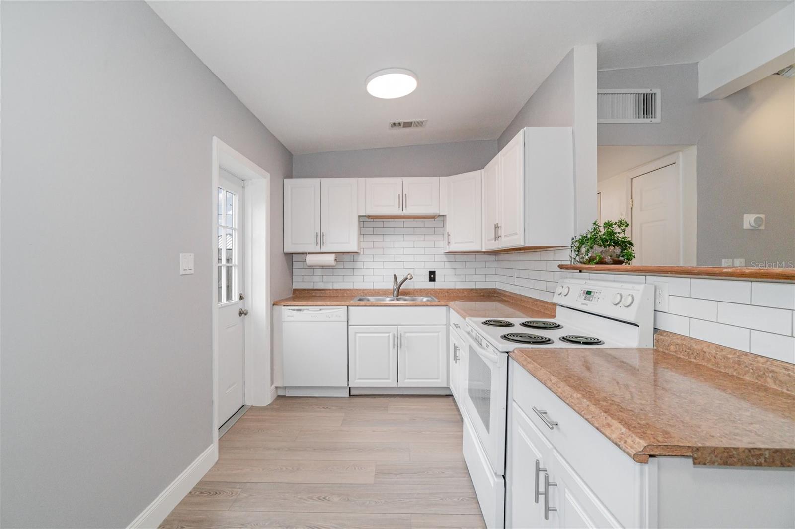 4514 ROCKLEDGE RD, ORLANDO, FL, 32807