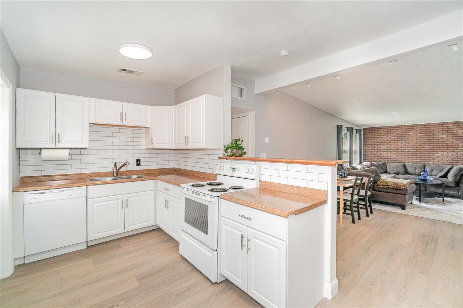 4514 ROCKLEDGE RD, ORLANDO, FL, 32807