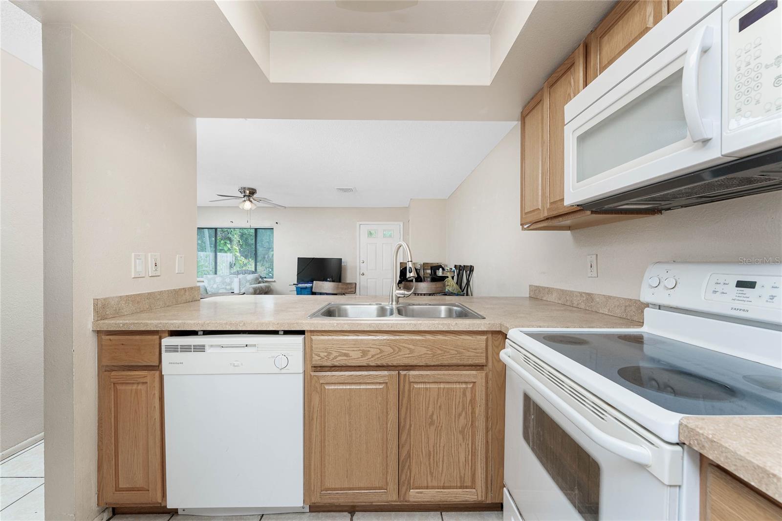 120 W PERRY LN, ENGLEWOOD, FL, 34223