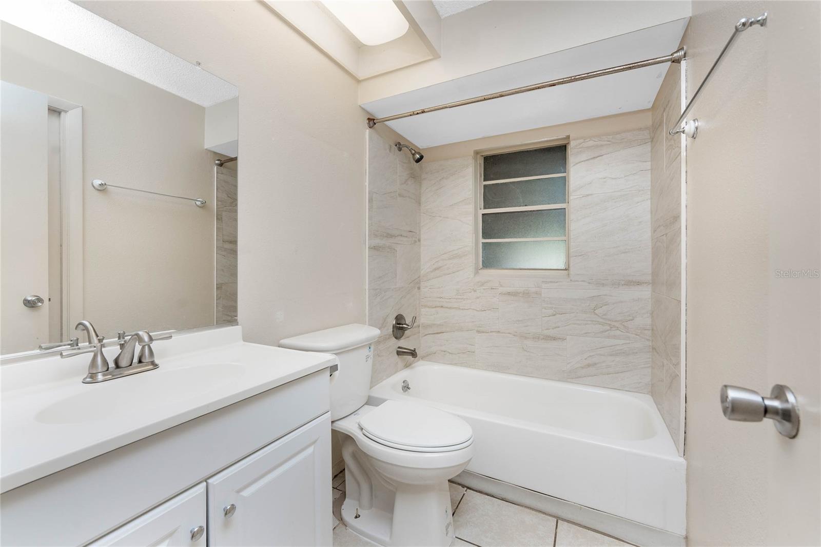 120 W PERRY LN, ENGLEWOOD, FL, 34223