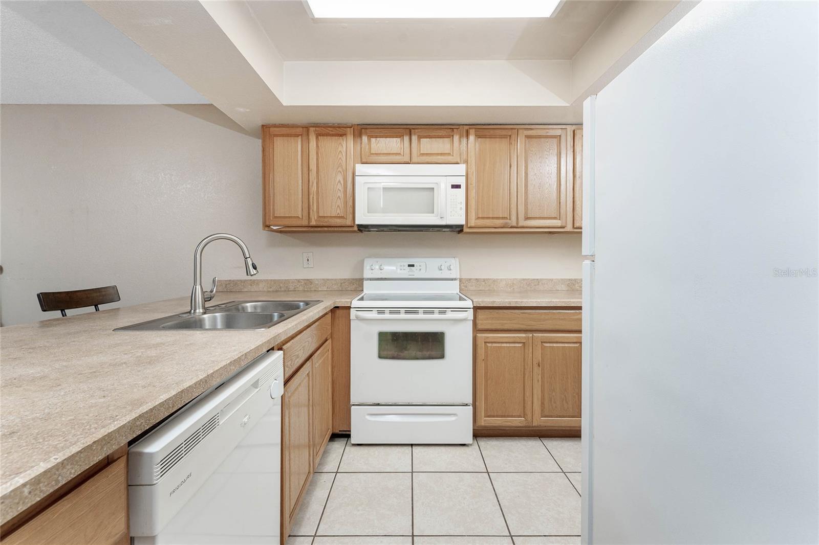 120 W PERRY LN, ENGLEWOOD, FL, 34223