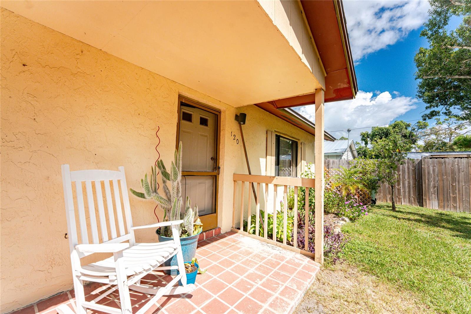 120 W PERRY LN, ENGLEWOOD, FL, 34223