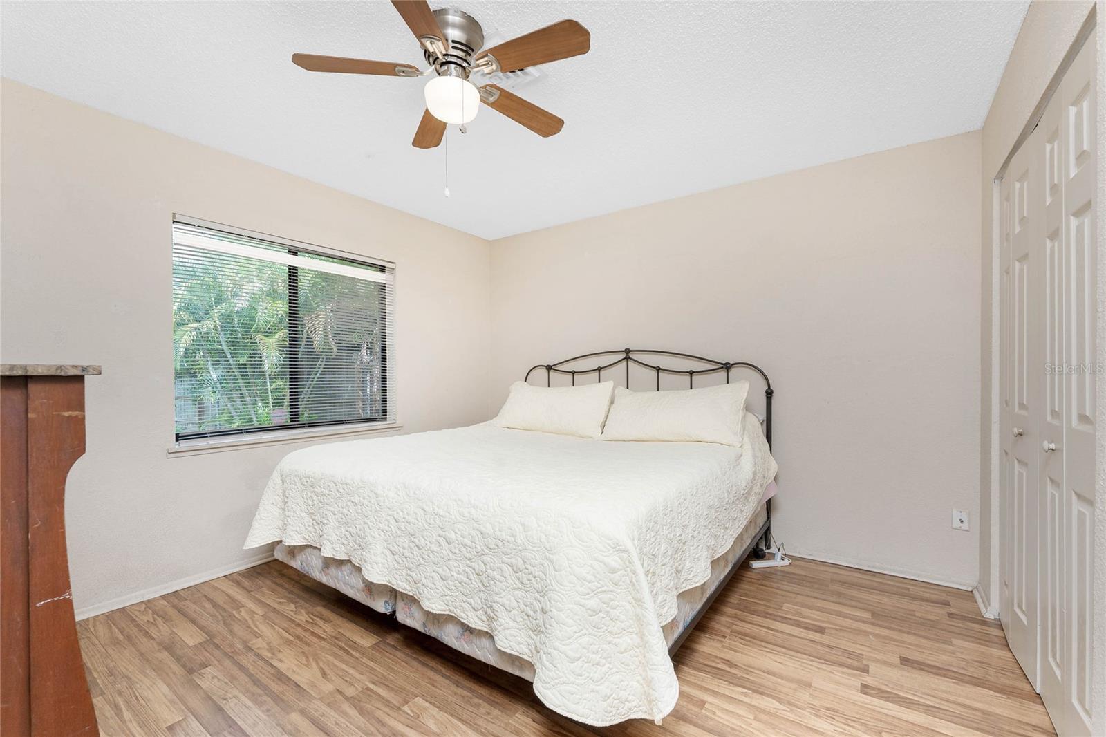 120 W PERRY LN, ENGLEWOOD, FL, 34223