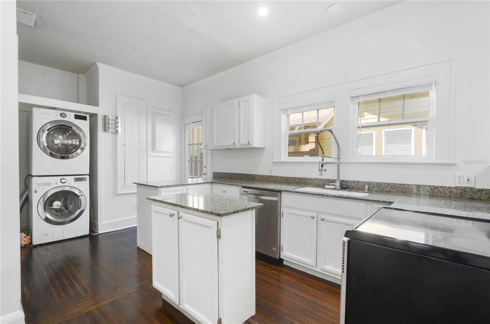 1202 E WASHINGTON ST, ORLANDO, FL, 32801