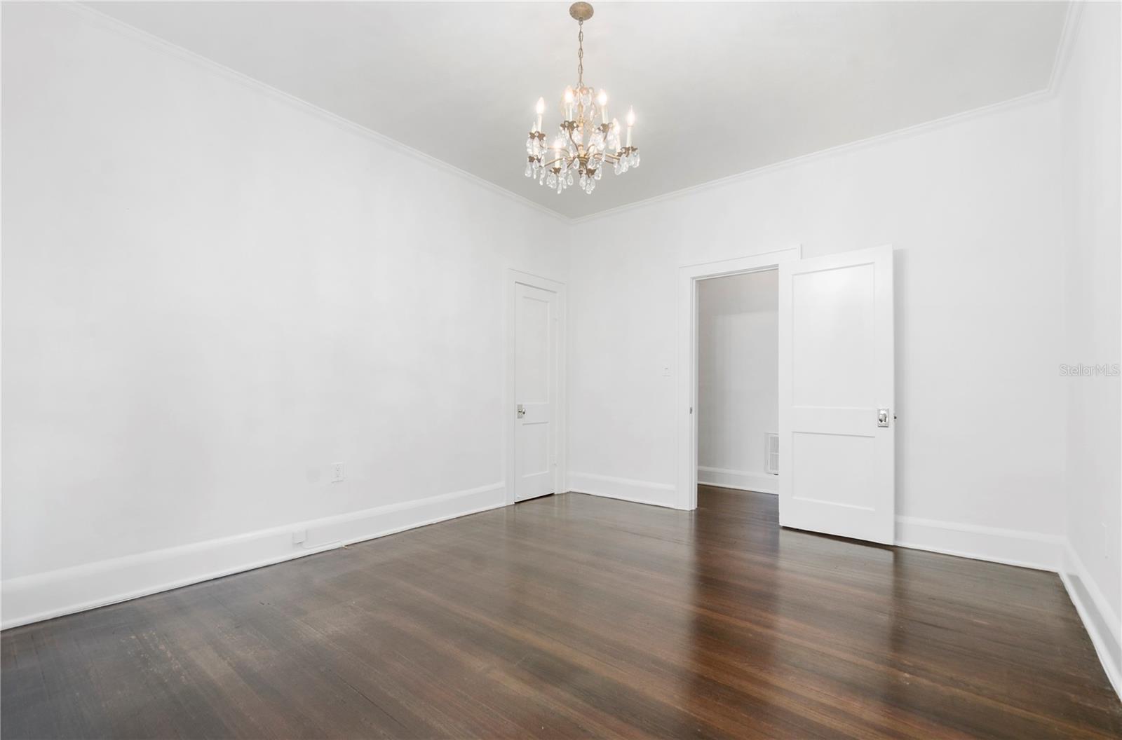 1202 E WASHINGTON ST, ORLANDO, FL, 32801