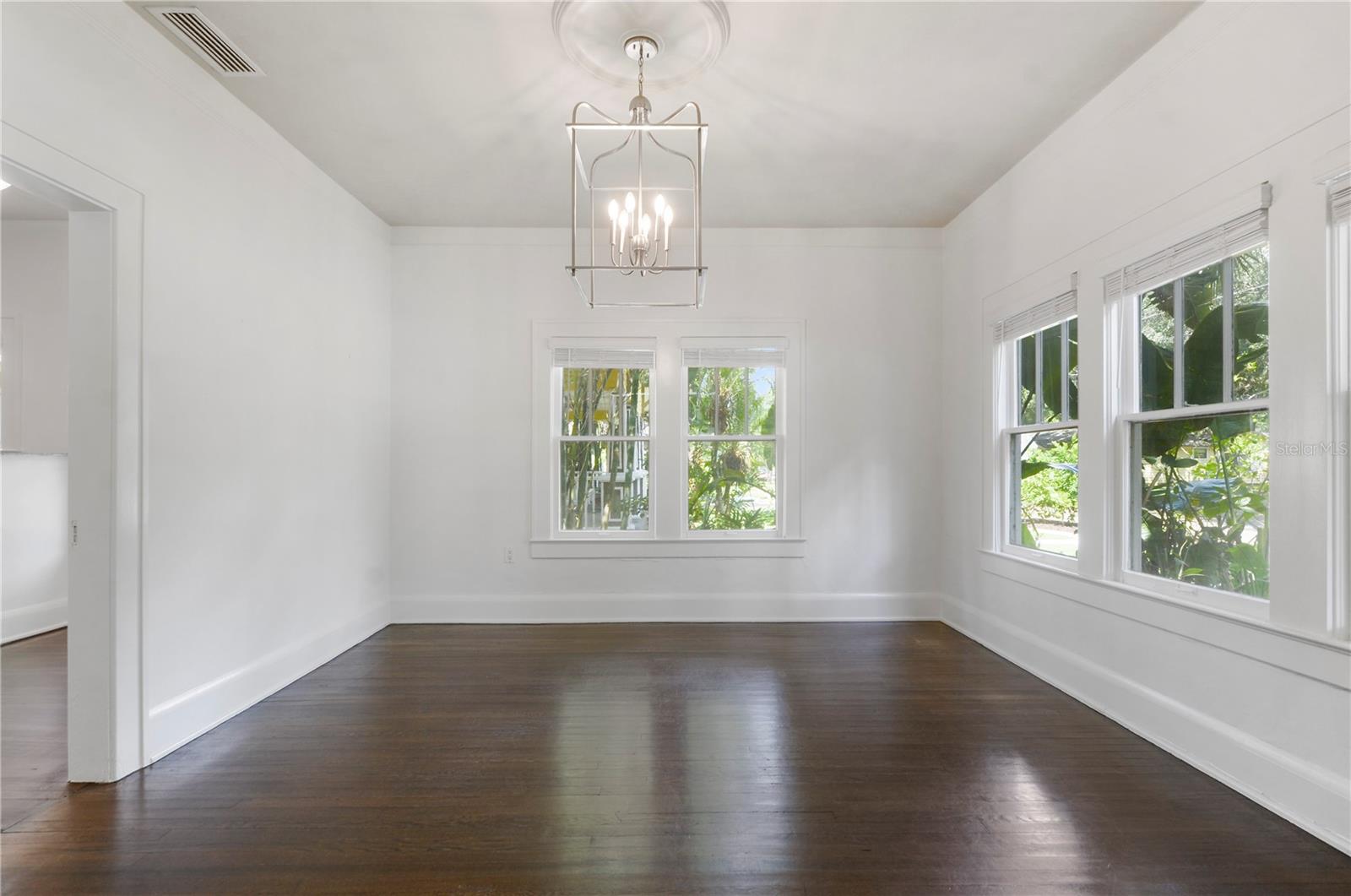 1202 E WASHINGTON ST, ORLANDO, FL, 32801