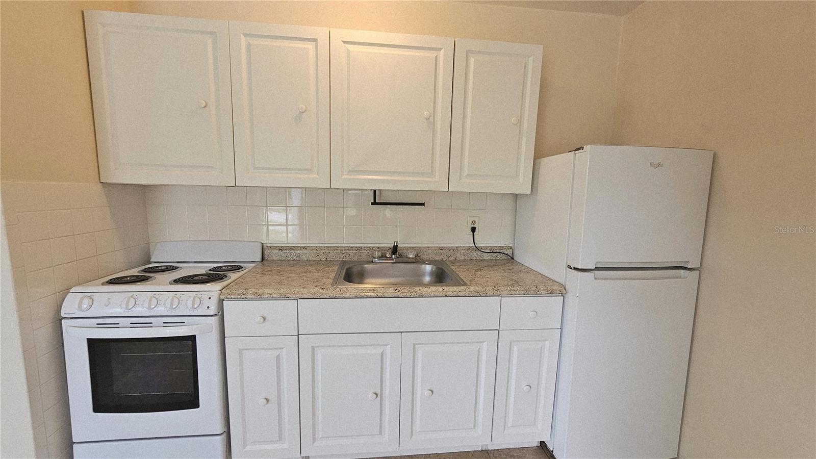 283 COCOANUT AVE, ENGLEWOOD, FL, 34223