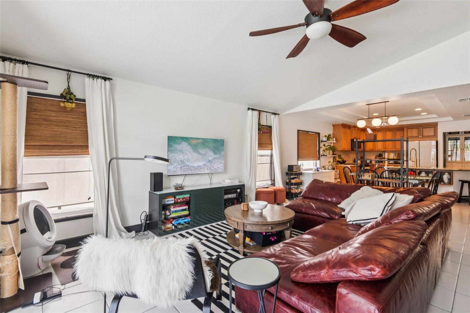 1266 PARADISE LAKE DR, TARPON SPRINGS, FL, 34689