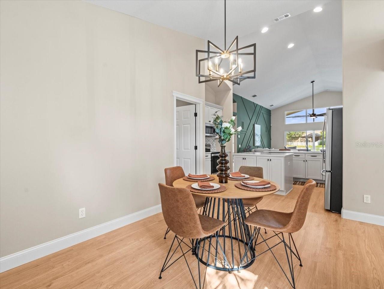 6840 SPARKLING WAY, WESLEY CHAPEL, FL, 33545