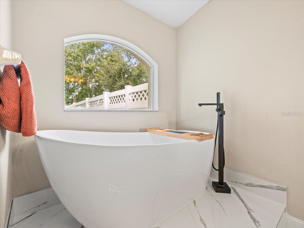 6840 SPARKLING WAY, WESLEY CHAPEL, FL, 33545