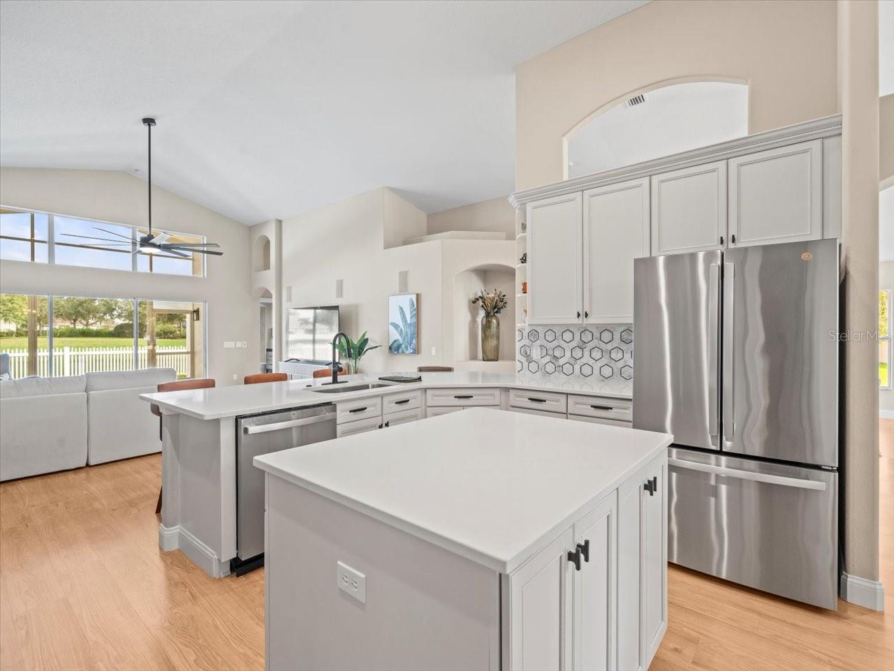 6840 SPARKLING WAY, WESLEY CHAPEL, FL, 33545