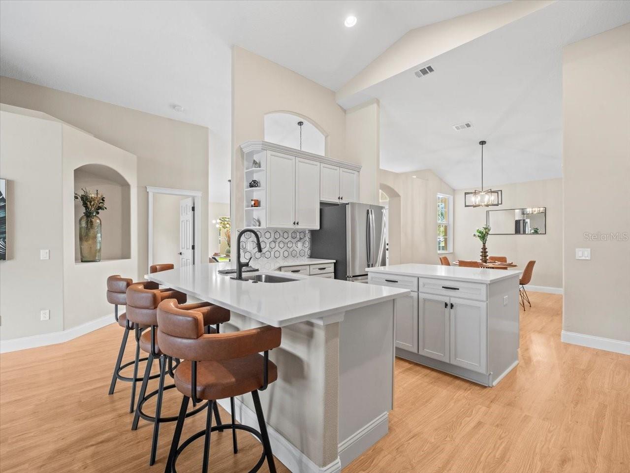 6840 SPARKLING WAY, WESLEY CHAPEL, FL, 33545