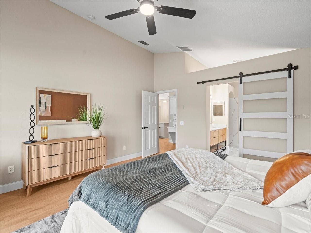 6840 SPARKLING WAY, WESLEY CHAPEL, FL, 33545