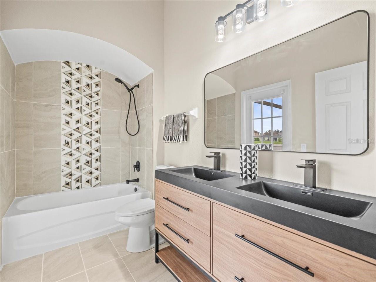 6840 SPARKLING WAY, WESLEY CHAPEL, FL, 33545