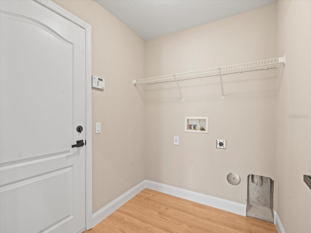 6840 SPARKLING WAY, WESLEY CHAPEL, FL, 33545