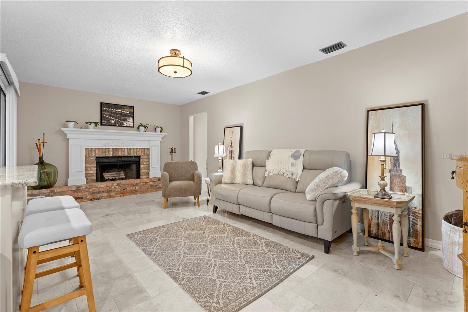 445 SONGBIRD WAY, APOPKA, FL, 32712