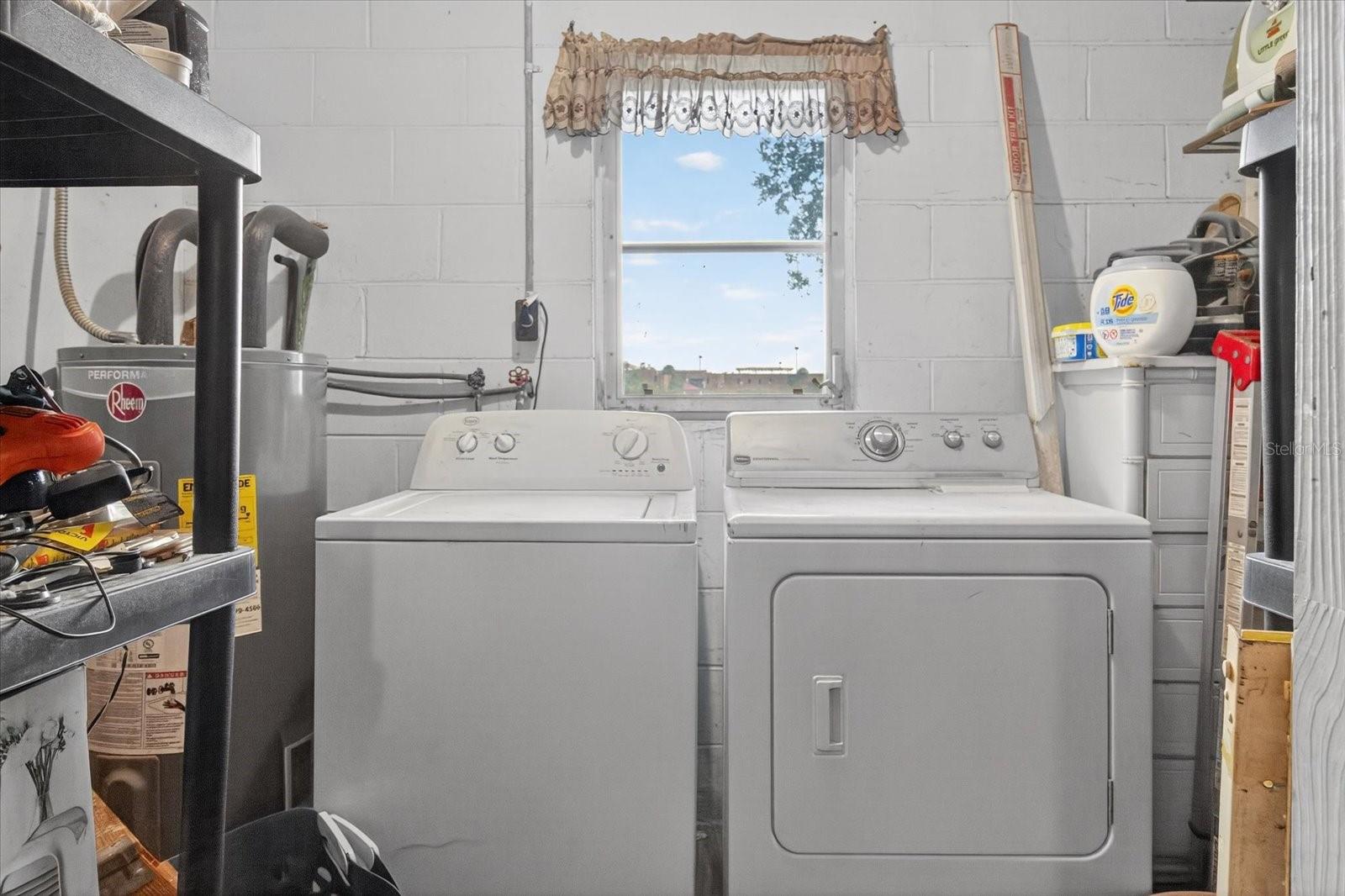 2415 19TH ST E, BRADENTON, FL, 34208