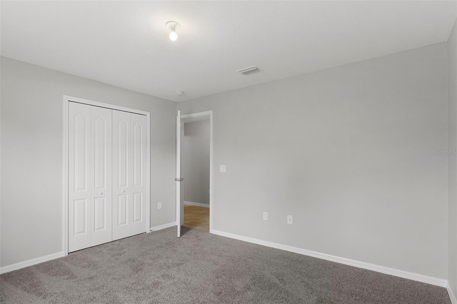 11182 PIGEON AVE, WEEKI WACHEE, FL, 34614