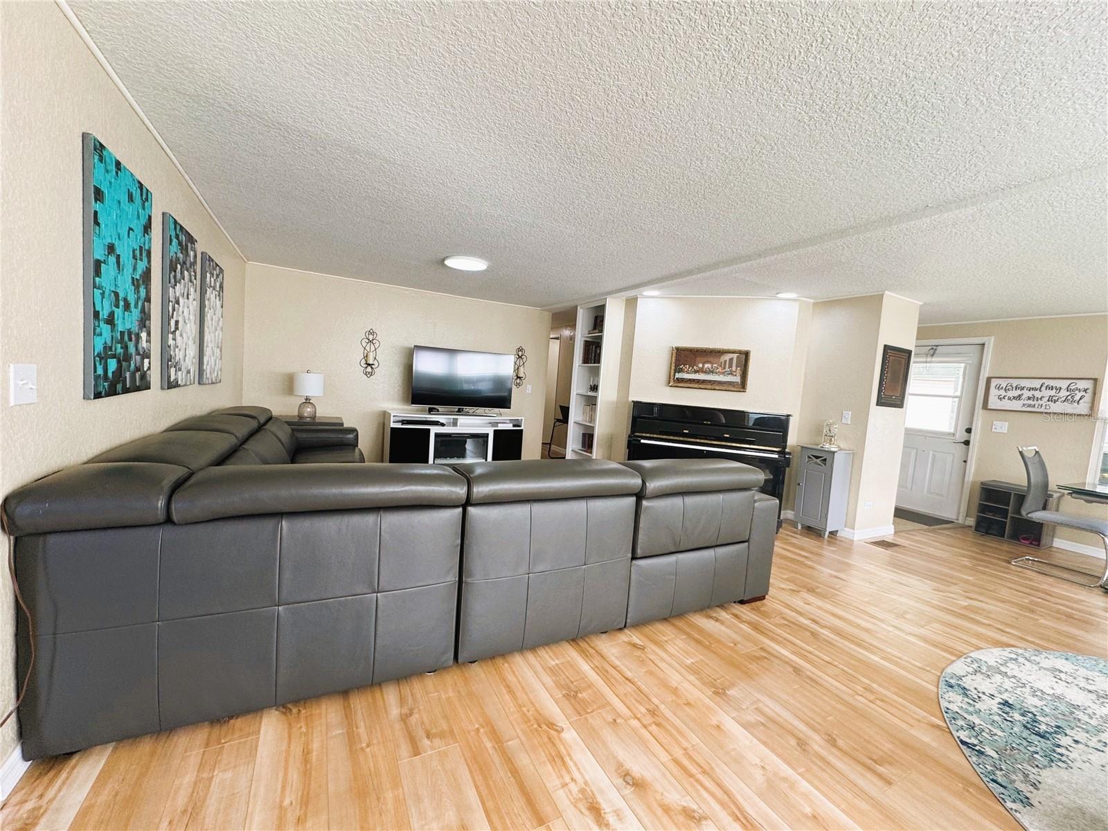 110 GARDENIA WAY, LEESBURG, FL, 34748