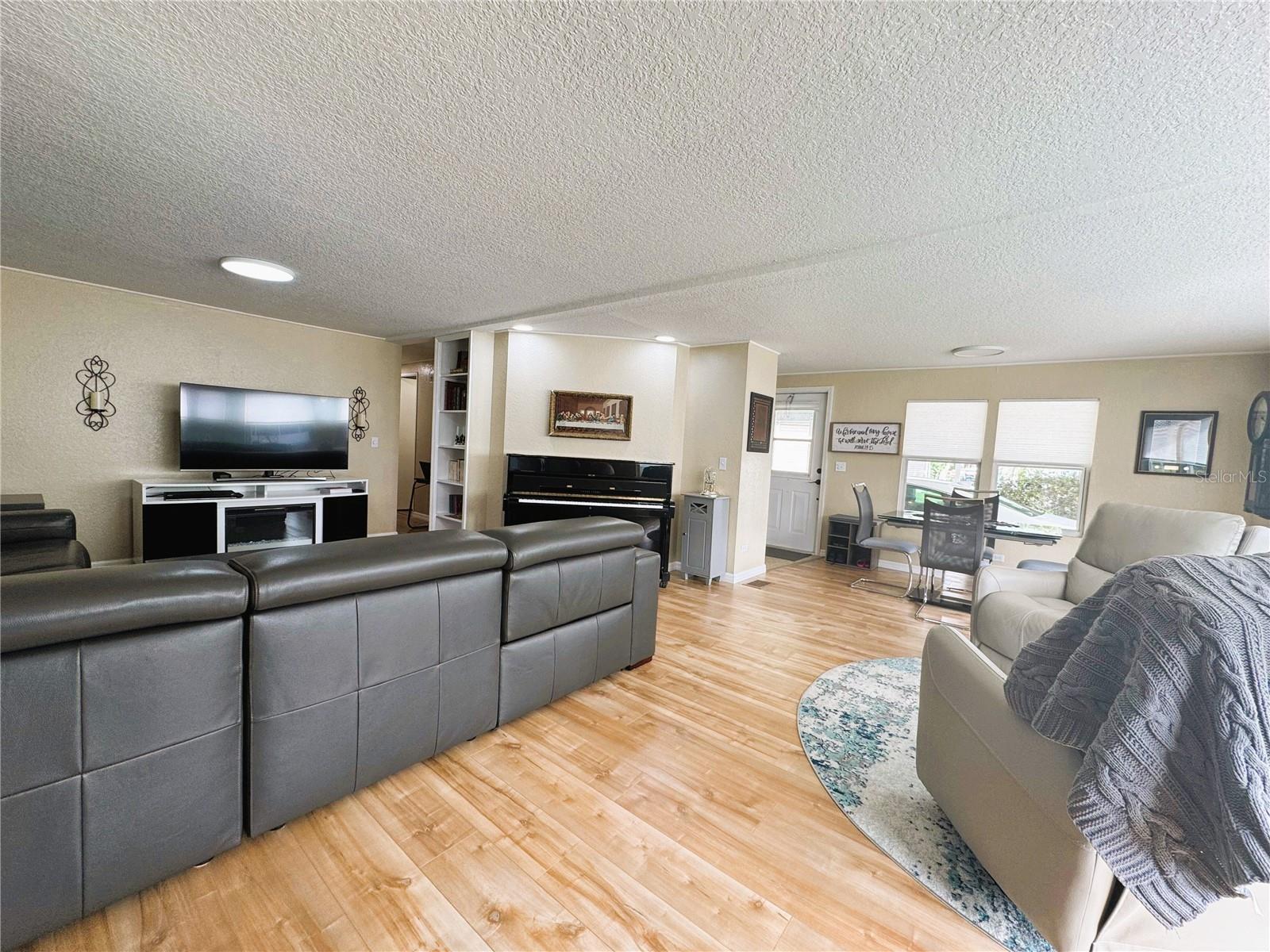 110 GARDENIA WAY, LEESBURG, FL, 34748