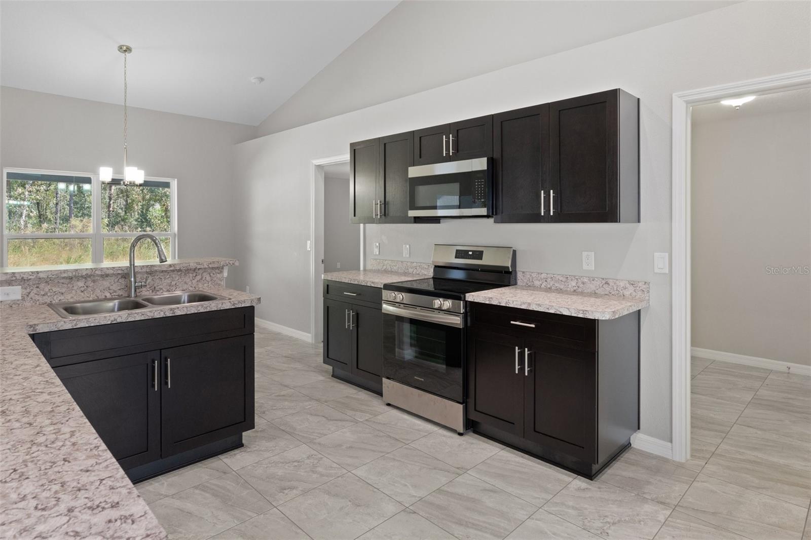 11172 PIGEON AVE, WEEKI WACHEE, FL, 34614