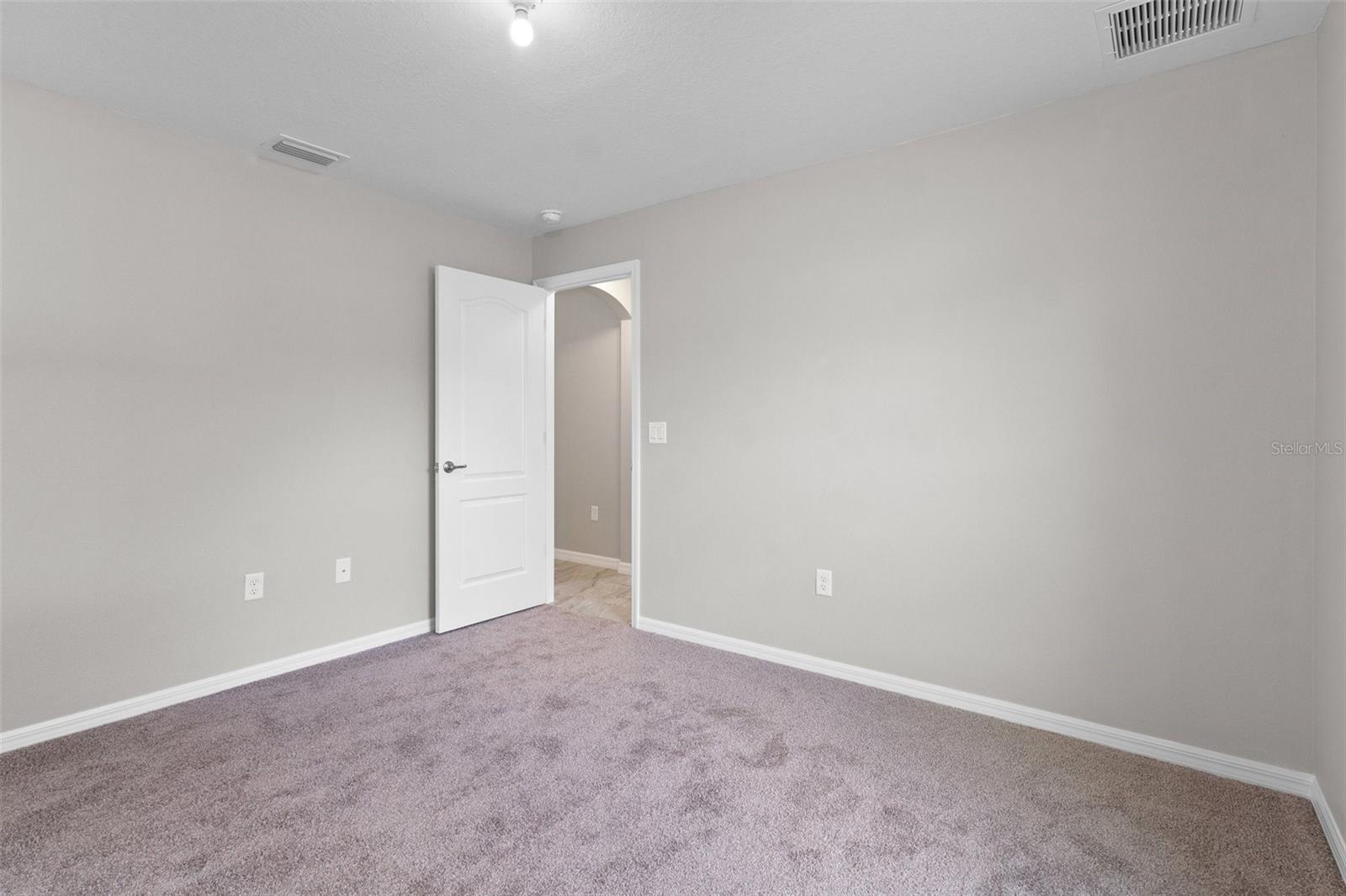 11172 PIGEON AVE, WEEKI WACHEE, FL, 34614