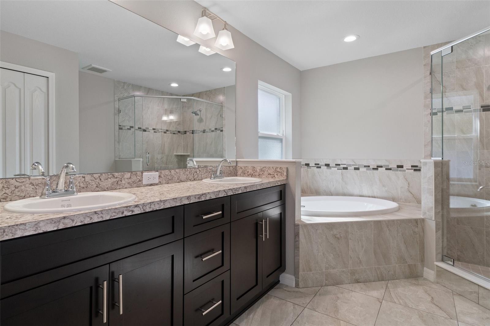 11172 PIGEON AVE, WEEKI WACHEE, FL, 34614