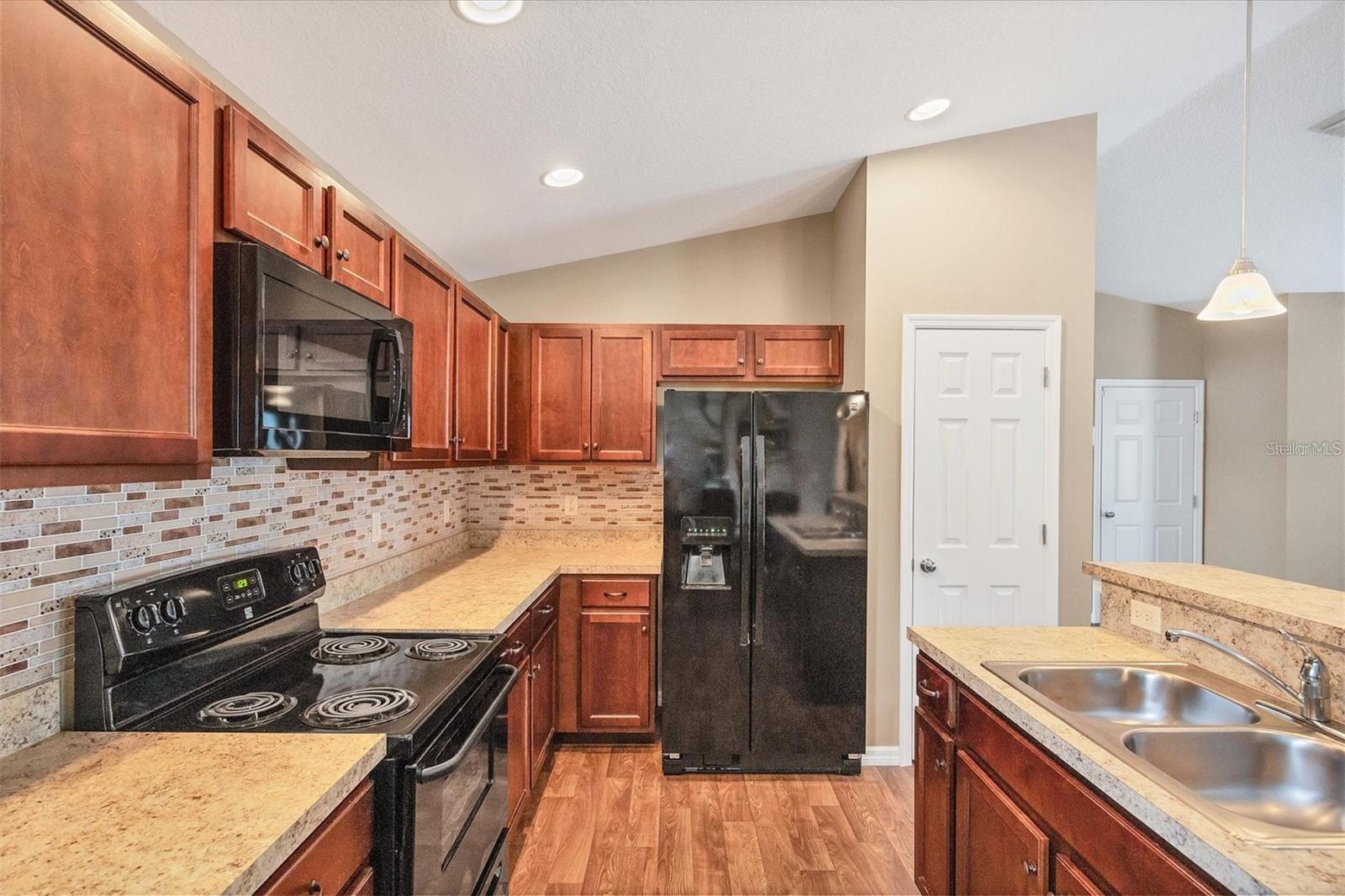 4032 11TH ST E, BRADENTON, FL, 34208