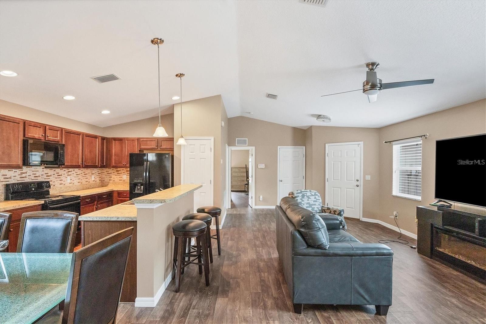 4032 11TH ST E, BRADENTON, FL, 34208