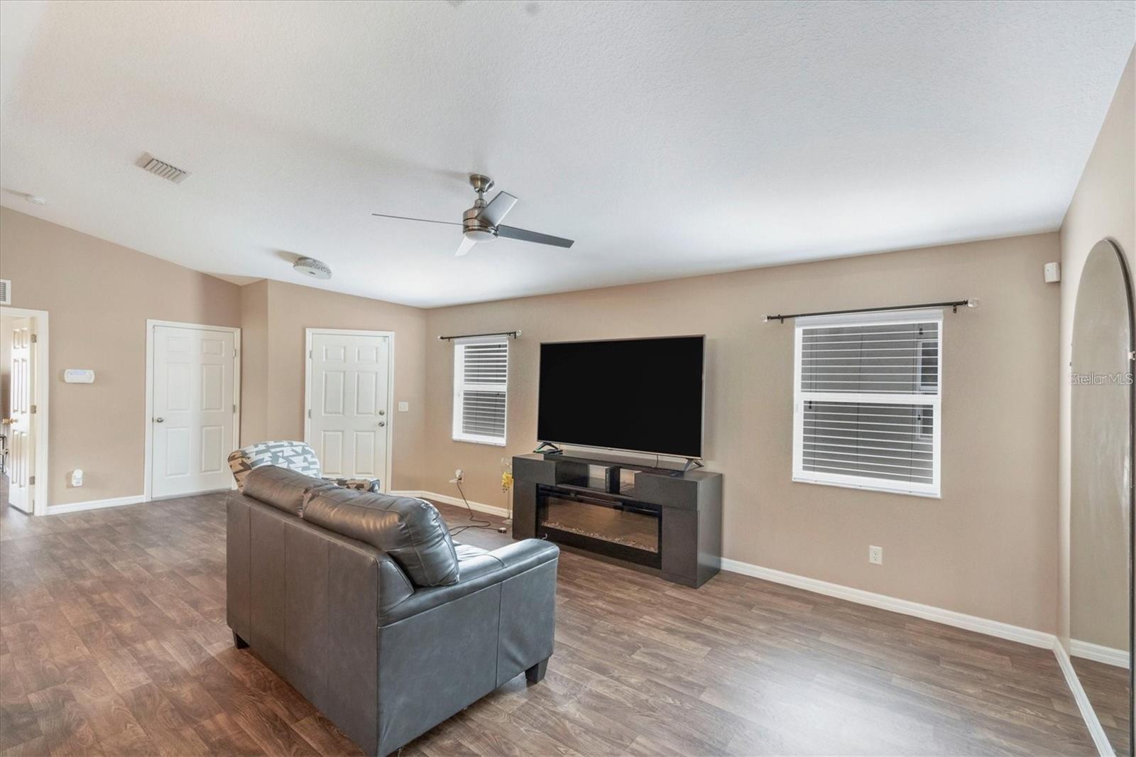 4032 11TH ST E, BRADENTON, FL, 34208