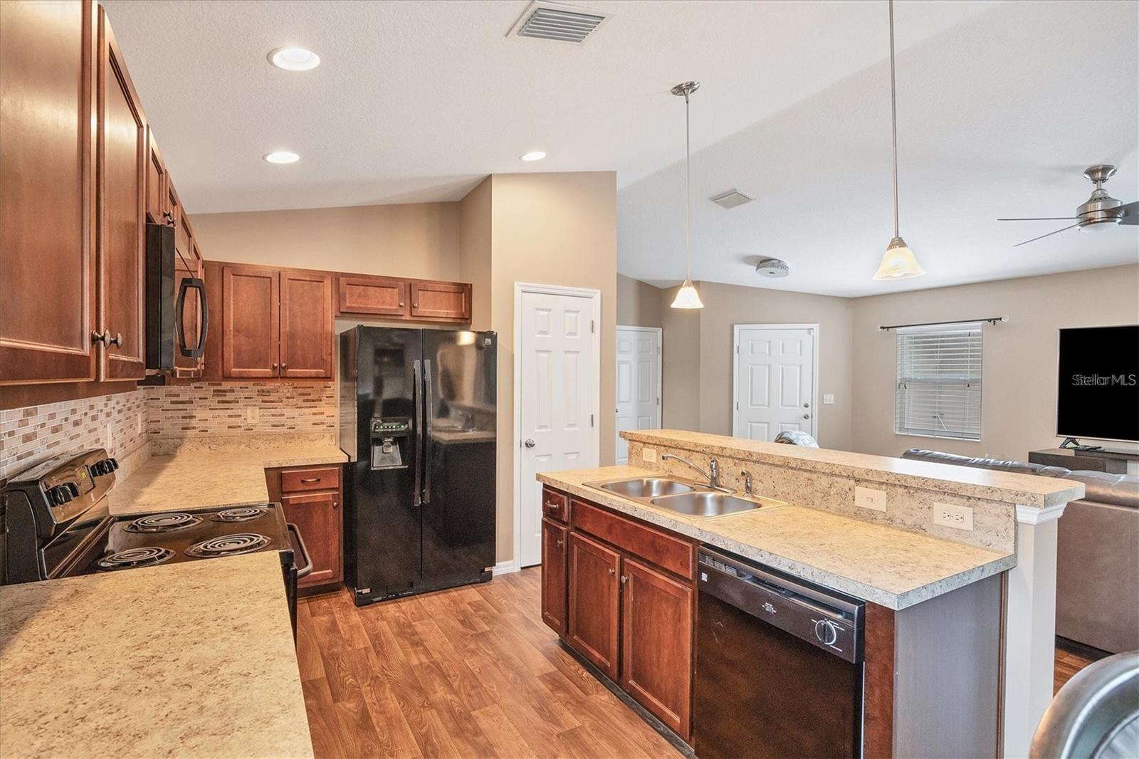 4032 11TH ST E, BRADENTON, FL, 34208