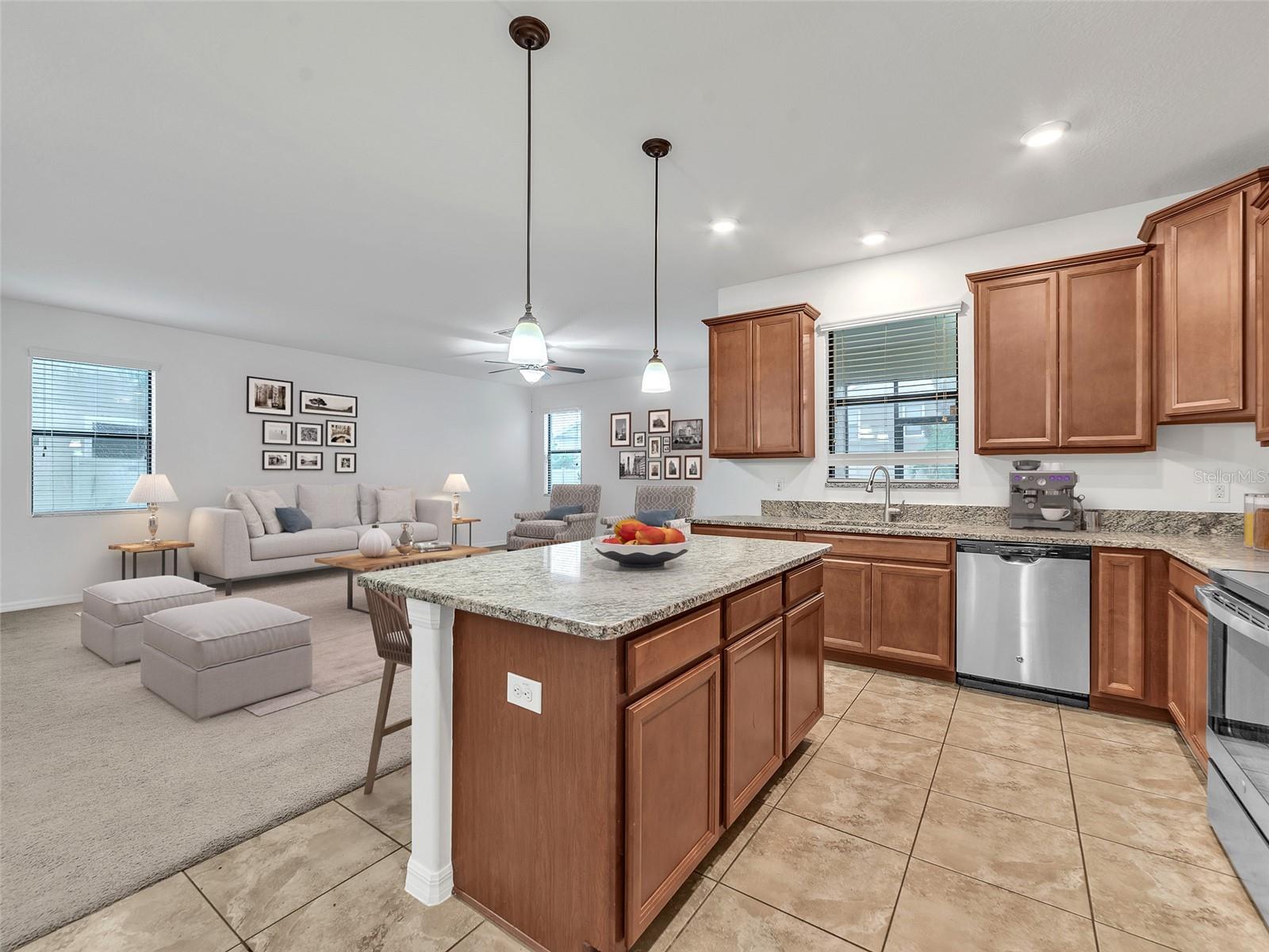 10043 NEWMINSTER LOOP, RUSKIN, FL, 33573