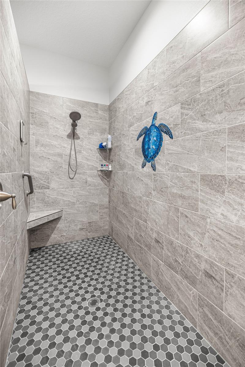 2700 WESTSIDE DR, LEESBURG, FL, 34748