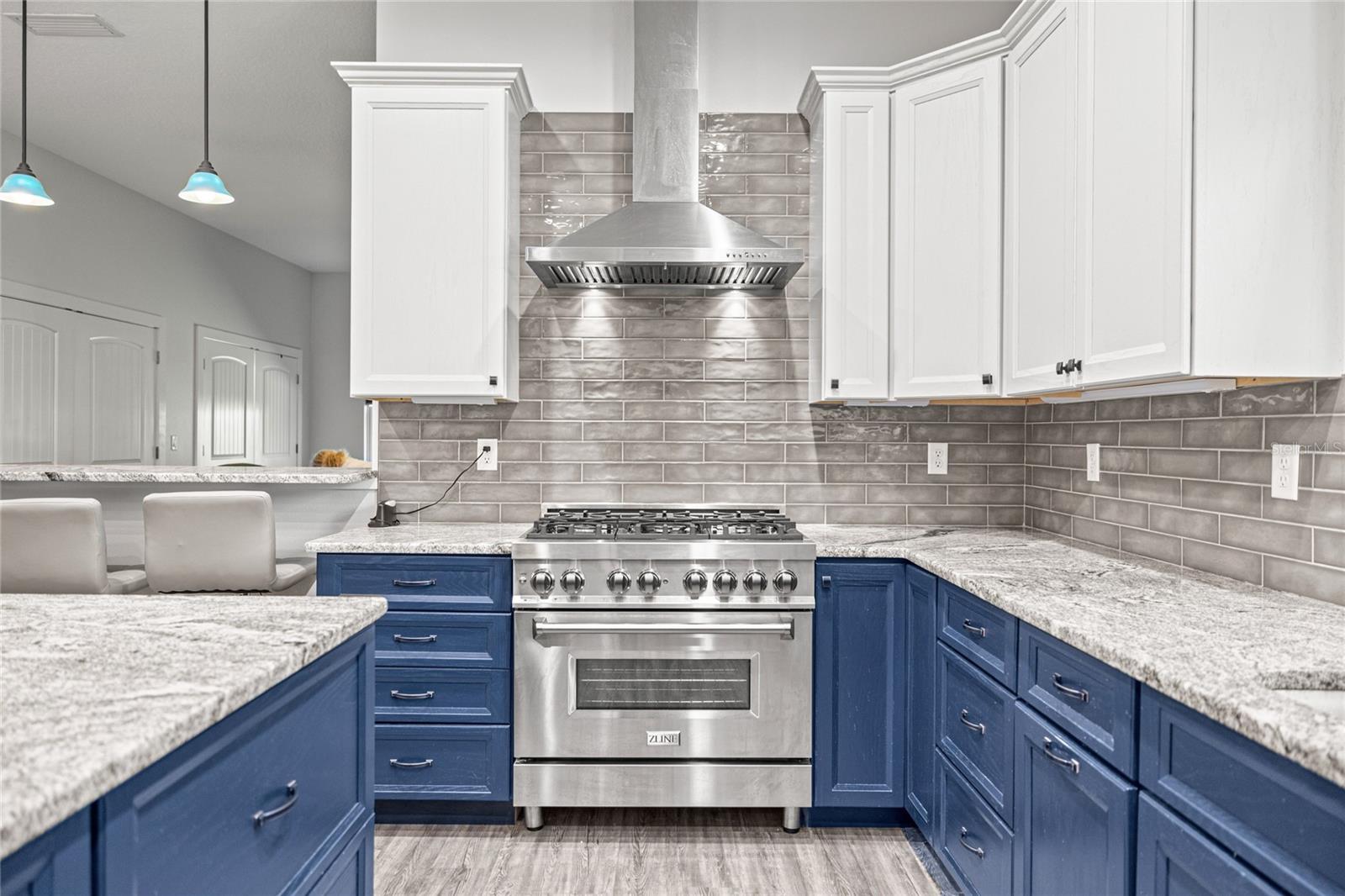 2700 WESTSIDE DR, LEESBURG, FL, 34748