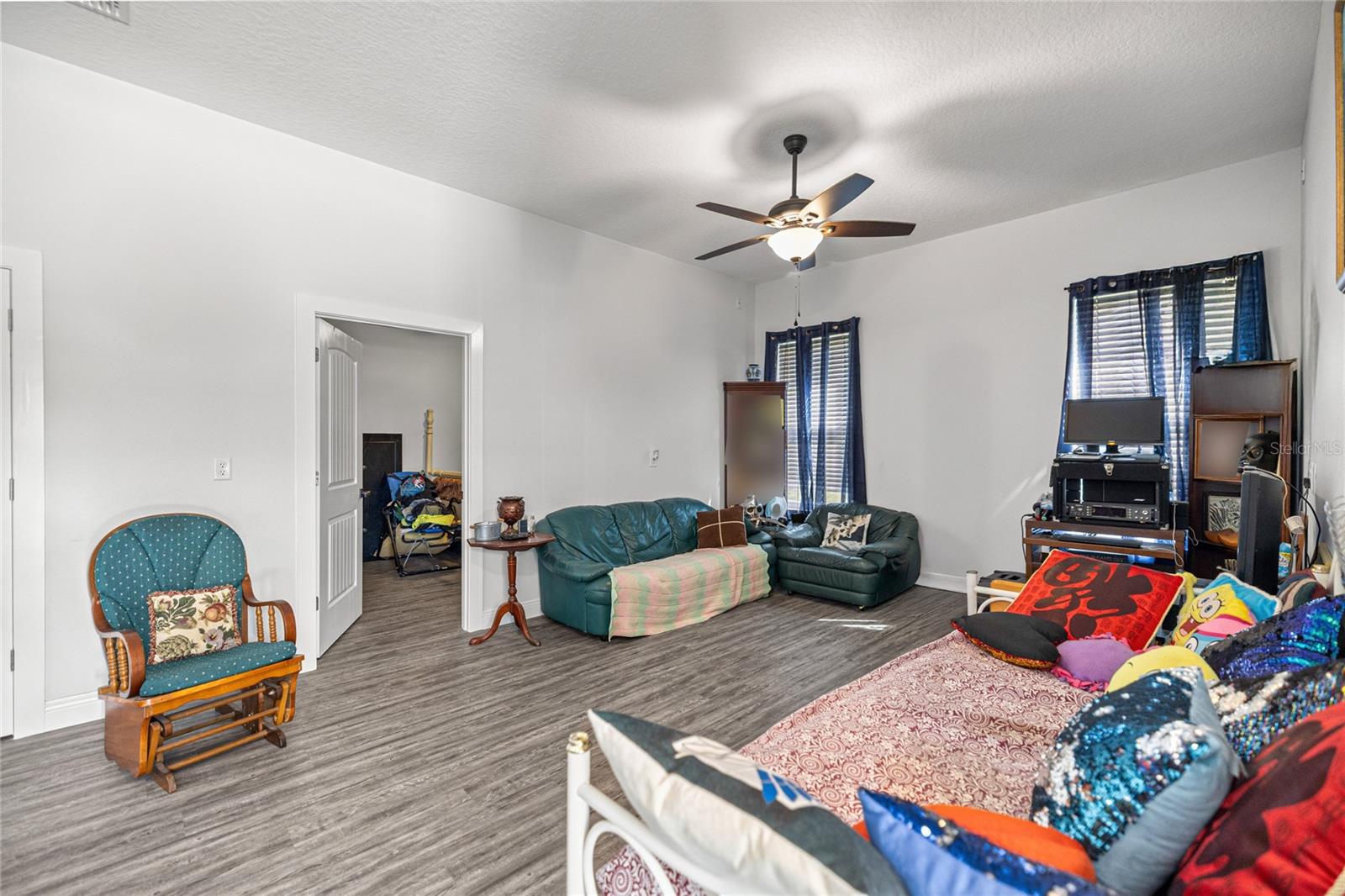 2700 WESTSIDE DR, LEESBURG, FL, 34748