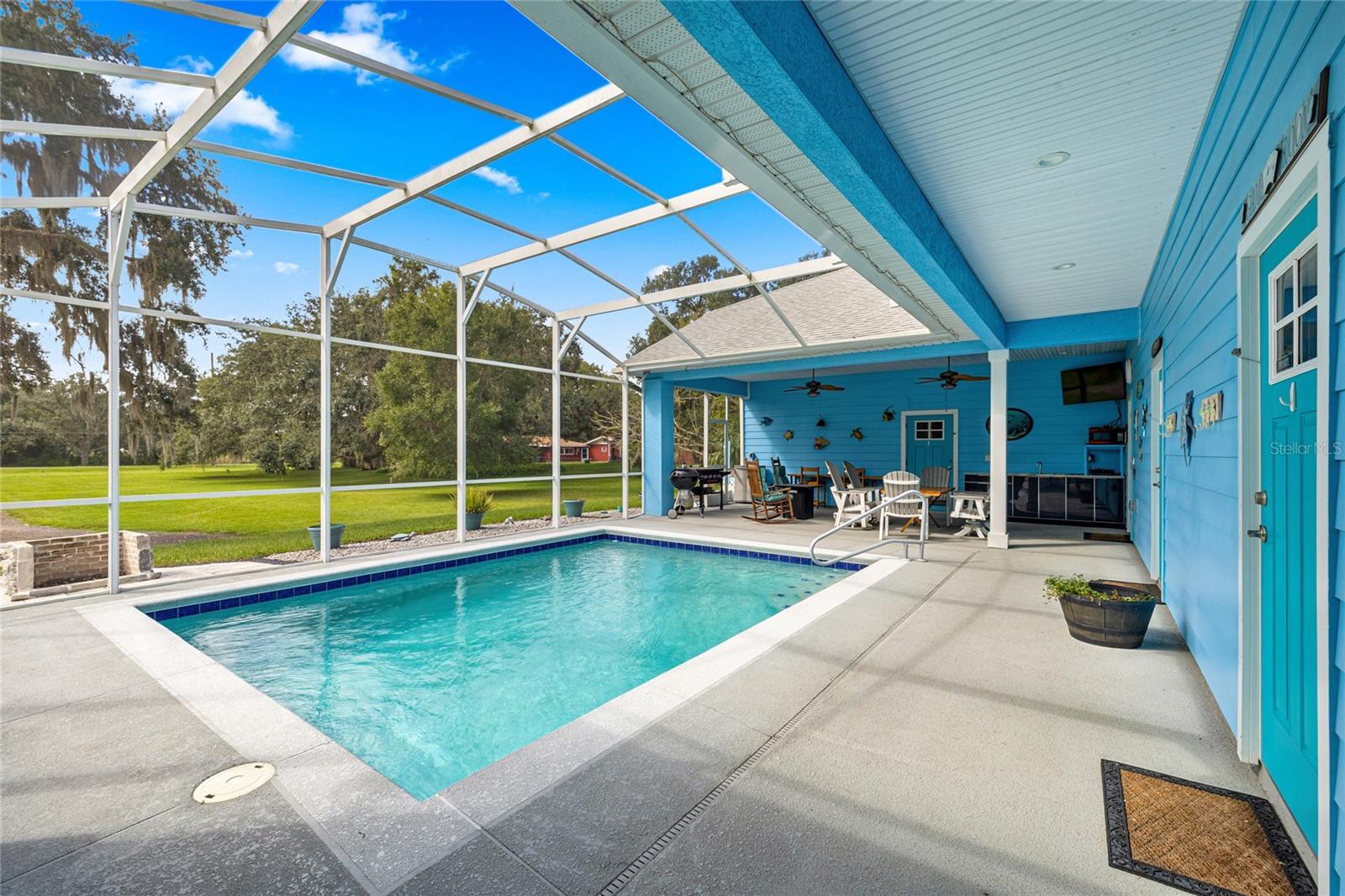 2700 WESTSIDE DR, LEESBURG, FL, 34748