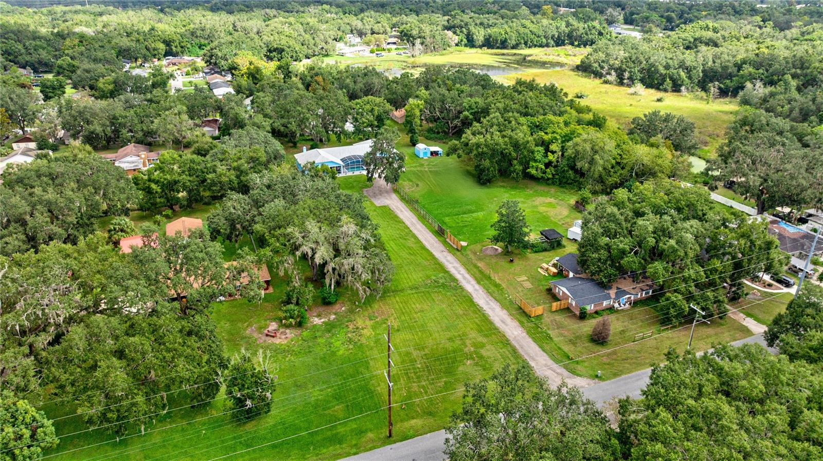 2700 WESTSIDE DR, LEESBURG, FL, 34748