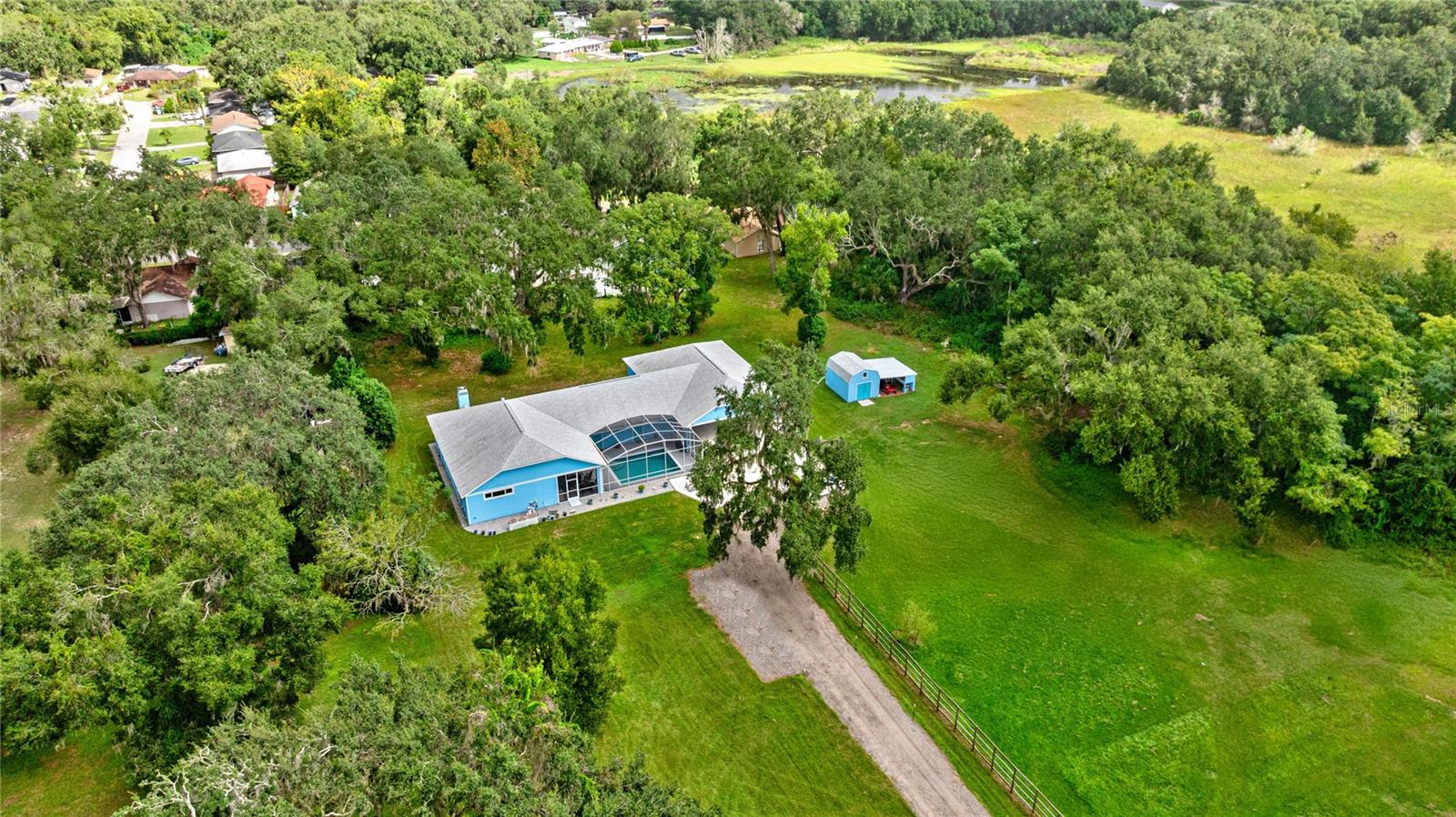 2700 WESTSIDE DR, LEESBURG, FL, 34748