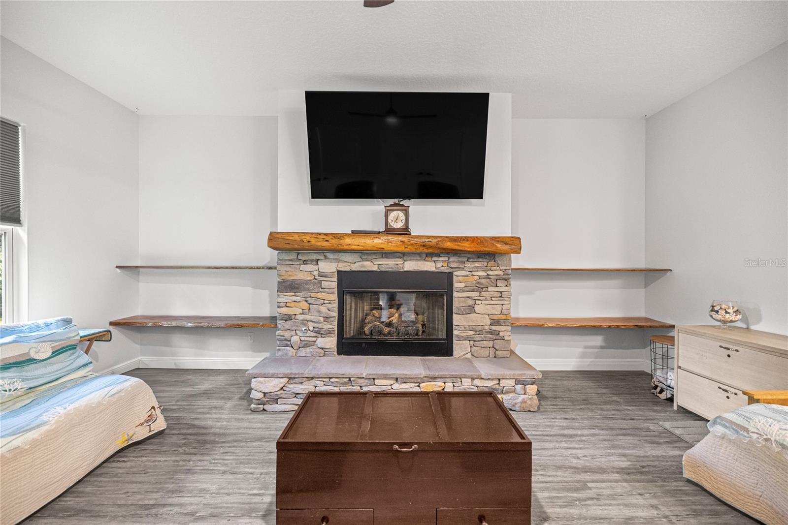 2700 WESTSIDE DR, LEESBURG, FL, 34748