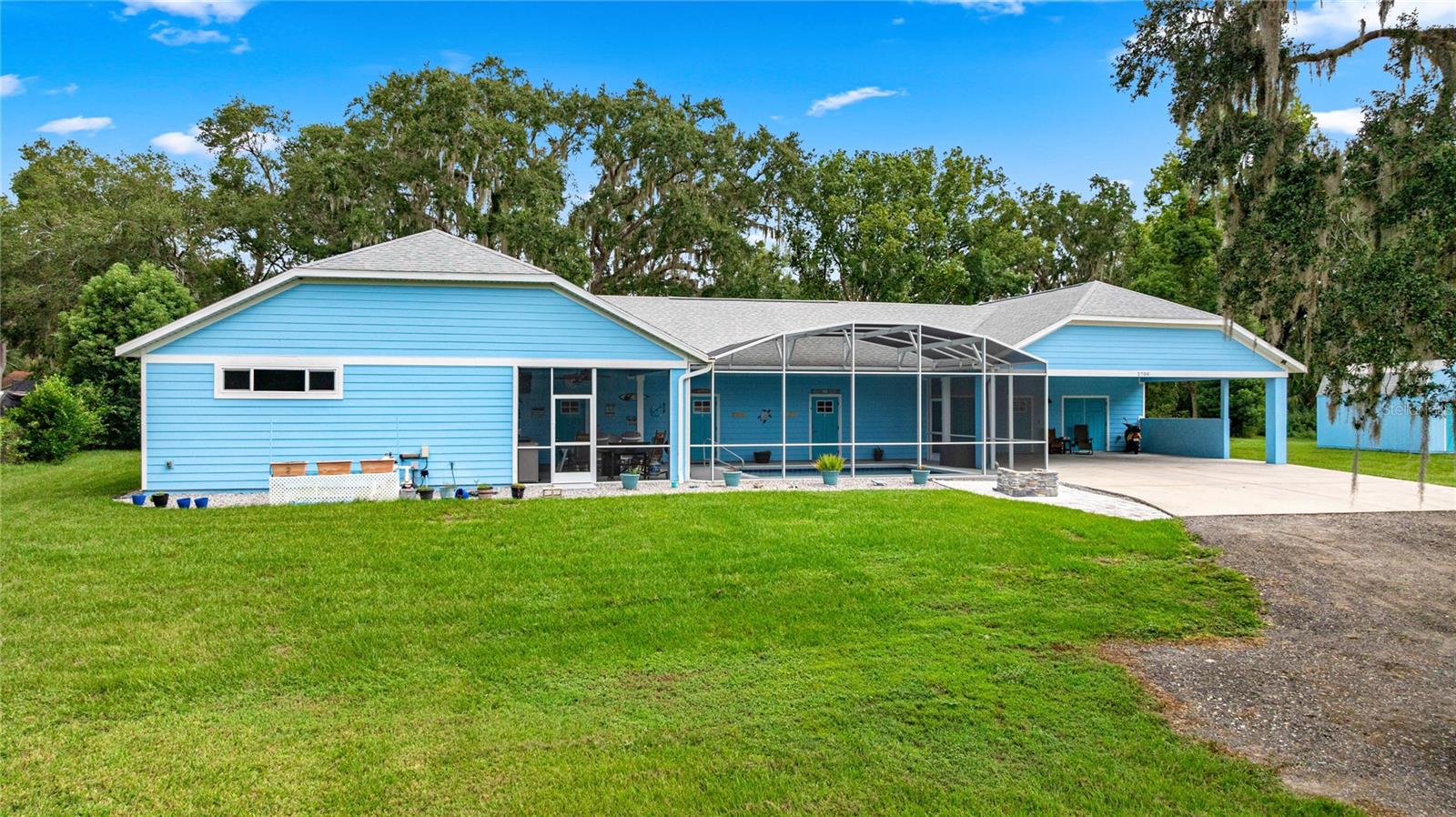 2700 WESTSIDE DR, LEESBURG, FL, 34748